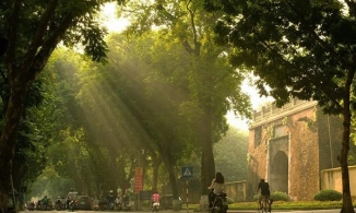 Thời tiết 6/6: Hà Nội ngày nắng, chiều tối và đêm có mưa dông, nền nhiệt tăng nhẹ