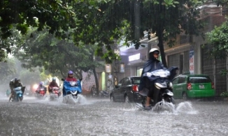 Miền Bắc đến miền Trung mưa lớn trên diện rộng do ảnh hưởng của vùng áp thấp 