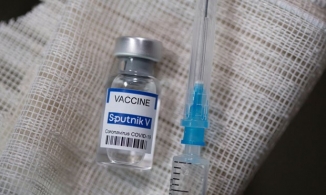 Việt Nam ký thỏa thuận với Nga về việc gia công 5 triệu liều vaccine Sputnik V một tháng