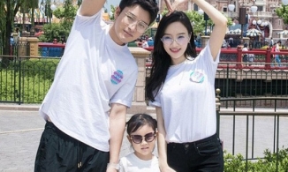 Lý Tiểu Lộ đăng ảnh thông báo chấm dứt mối quan hệ với chồng cũ sau khi níu kéo Giả Nãi Lượng bất thành