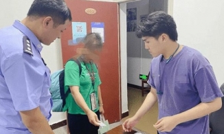 Cụ bà 68 tuổi bỏ nhà đi tìm bạn trai 50 tuổi yêu qua mạng