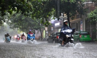 Miền Bắc mưa dông diện rộng, nhiệt độ giảm mạnh trong 2 ngày cuối tháng 7