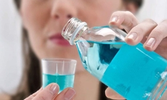 Nên súc họng như thế nào để ngăn ngừa Covid-19?