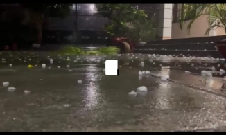 Vào tháng 8 có mưa đá ở TP.HCM là bất thường