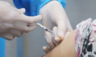 Mũi 1 tiêm vaccine Moderna, mũi 2 có thể tiêm vaccine nào?