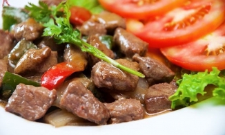 100g thịt bò chứa bao nhiêu calo? Ăn nhiều thịt bò có tốt không?