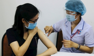Sau khi tiêm vaccine Covid-19 không nên dùng những loại thuốc nào?