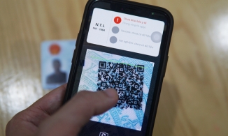 Người không có smartphone quét mã QR thế nào?