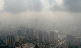 Sáng 6/12, Hà Nội dẫn đầu về ô nhiễm không khí, người dân hạn chế ra đường