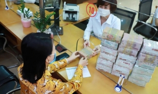 Nhân viên ngân hàng được thưởng Tết trên 100 triệu đồng theo dự báo của chuyên gia