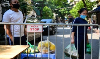 Quận Cầu Giấy - Hà Nội chuyển từ vùng vàng sang cam, hàng quán chỉ được bán mang về