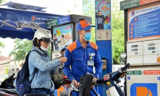 Trước Tết, giá xăng tiếp tục tăng