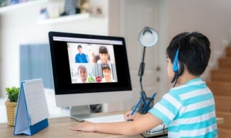 Hà Nội: Nhiều trường THCS - THPT chuyển sang dạy học trực tuyến 