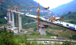 Cầu cạn cao nhất Việt Nam chuẩn bị thông cầu