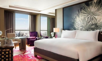 Nguyên nhân các khách sạn cao cấp thường đặt ghế ở phía cuối giường?