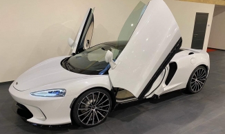 MCLAREN GT: Siêu xe thể thao có cốp chứa vừa túi Golf đầu tiên về Việt Nam