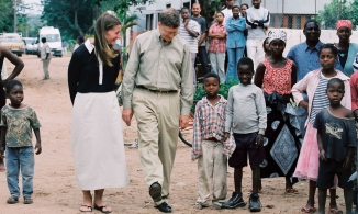 Không cần phải tiếc nuối cho Bill và Melinda, họ đã đến lúc làm điều họ muốn