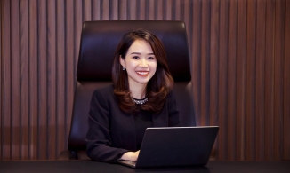 Chân dung Trần Thị Thu Hằng, nữ chủ tịch ngân hàng trẻ nhất Việt Nam