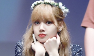 Góc dễ thương: Lisa tặng bao lì xì 'số đẹp', thể hiện sự tinh tế và gửi gắm lời chúc ý nghĩa cho học trò