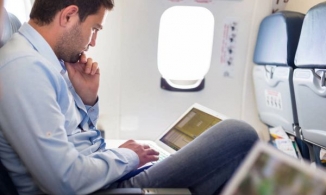 Tiếp viên hàng không Mỹ chia sẻ vị trí ngồi dễ được nâng lên hạng nhất khi đi máy bay