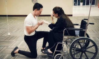 Quản lý của Kim Lý tiết lộ lý do Kim Lý cầu hôn Hà Hồ ở bệnh viện 