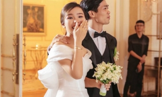 Chiếc váy nào sẽ được vợ Công Phương diện trong đám cưới?