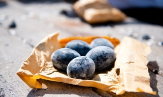 Cơn sốt trứng gà đen kéo dài tuổi thọ được bán với giá 200.000 đồng/quả