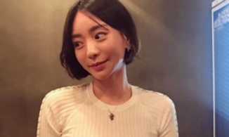 Hôn thê cũ của Park Yoo Chun đăng ảnh cắt tay tự tử 