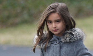 Cháu gái cưng 9 tuổi nhà Trump: Cao 1m60, thần thái hệt người mẫu