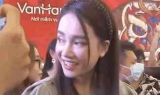 Dự sự kiện, Nhã Phương lộ khuyết điểm mà 'mẹ bỉm' nào hầu như cũng có