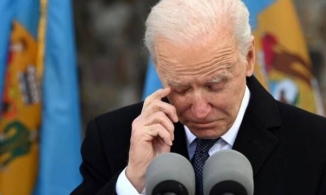 Joe Biden bật khóc nói con trai mới xứng đáng được bầu làm tổng thống Mỹ