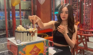 Ninh Dương Lan Ngọc lộ eo ngấn mỡ sau Tết, tạm xa vòng eo 54cm