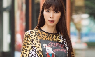 Hà Anh mặc áo tắm, người hâm mộ trầm trồ cho tới khi nhìn thấy chi tiết này