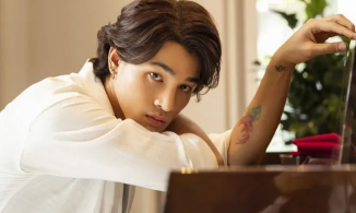 Trai đẹp của 'Gái già lắm chiêu V' gây sốt với vẻ đẹp lai đầy lãng tử