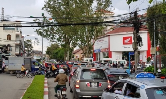 Sau gần 130 năm thành lập, Đà Lạt lần đầu tiên lắp đặt đèn đỏ đèn xanh