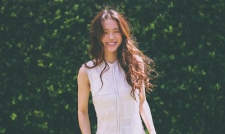 Linh Ka gây thương nhớ với bộ ảnh khoe vẻ trong veo ở tuổi 19