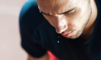 Vì sao bạn bị đổ mồ hôi quá nhiều?