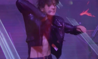 Jungkook khiến fan mất ngủ vì mặt học sinh dáng phụ huynh trong clip 44s