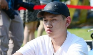 Bạn trai Joy (Red Velvet) từng giành giải nhất cuộc thi ngồi bất động trong vòng 3 tiếng