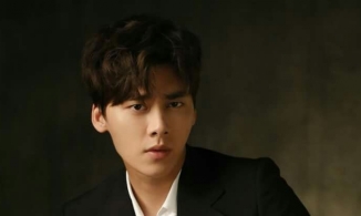 Lý Dịch Phong là ai? 'Tứ đại lưu lượng' của màn ảnh Hoa ngữ, tình trẻ tin đồn của Dương Mịch