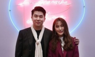 Cựu thành viên KARA Park Gyuri chia tay bạn trai thiếu gia sau 2 năm hẹn hò