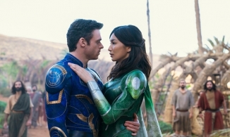 Lần đầu tiên trong lịch sử, phim của Marvel chứa cảnh 'nóng'