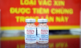 Mũi 3 vaccine Moderna chỉ tiêm bằng nửa liều cơ bản