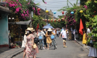 Hoạt động du lịch có thể mở cửa trở lại từ 15/3 trong điều kiện 'bình thường mới'