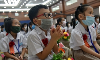 Nội thành Hà Nội: Học sinh tiểu học và lớp 6 chính thức đến trường từ 21/2