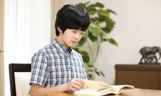 Được giải nhì trong cuộc thi viết, Hoàng tử Nhật Bản vướng lùm xùm 'đạo văn'