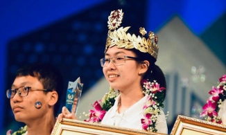 Quán quân Olympia Thu Hằng cắt phăng tóc dài, trang điểm ăn mặc kiểu tomboy để đi du học Úc 