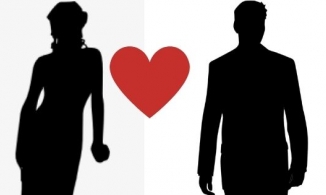 Rộ tin 1 nữ đại gia 'kim cương' đang hẹn hò nam ca sĩ kém 4 tuổi: dân mạng gọi tên Lý Nhã Kỳ