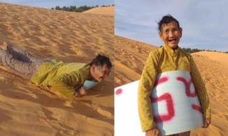 Xúc động bà cụ 71 tuổi hàng ngày leo đồi cát cho thuê ván trượt để kiếm tiền cứu con bị bệnh tim