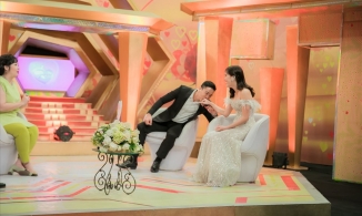 Cưới trai Bắc nhờ quẹt Tinder, nàng dâu đứng hình khi nghe mẹ chồng nói 'ăn mặc khoe da thịt'